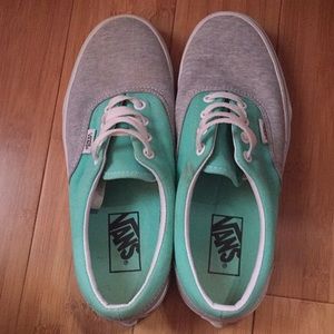 * LOWEST PRICE * Women’s Size 7.5 Green Vans